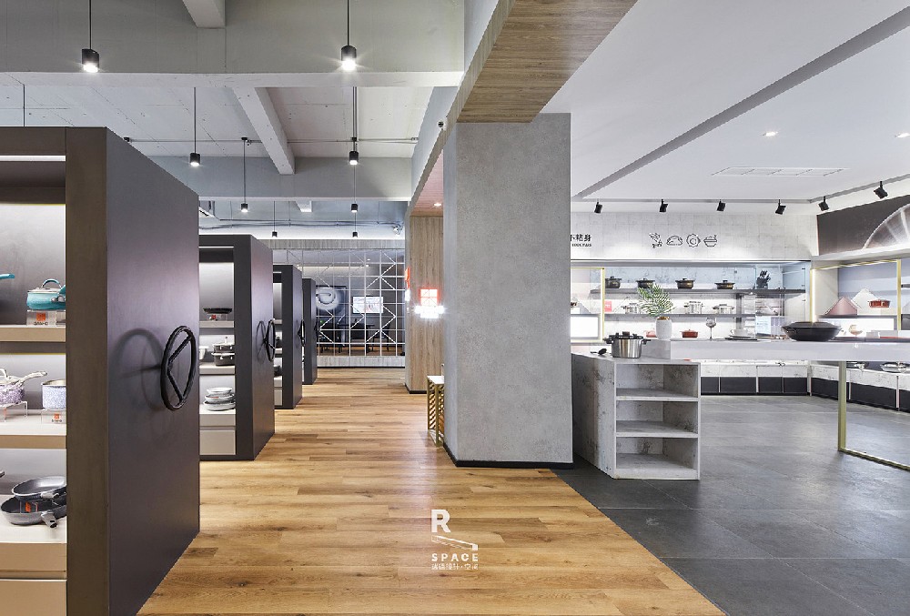 鄭州產(chǎn)品設(shè)計公司如何讓產(chǎn)品包裝高大上？包裝設(shè)計的突破點都有哪些？